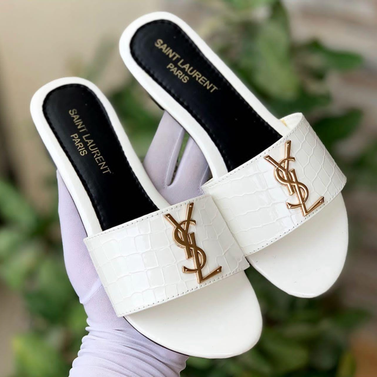 YSL FLATS