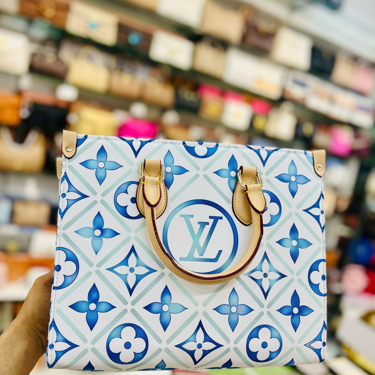 LV ON THE GO TOTE BAG