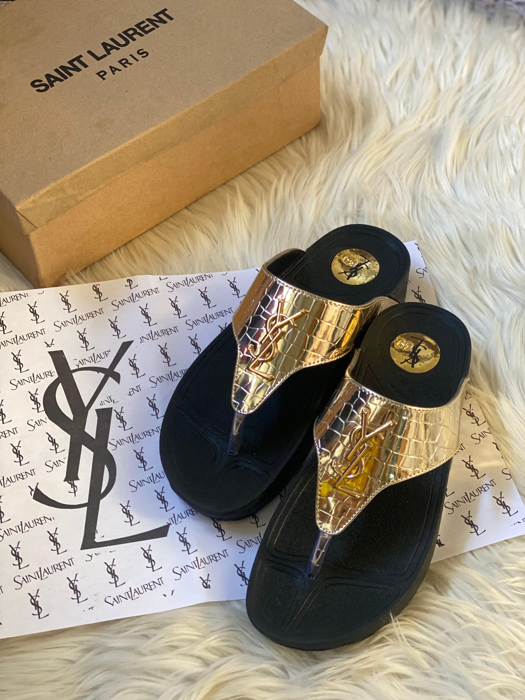 YSL SOFT FLIP FLOP