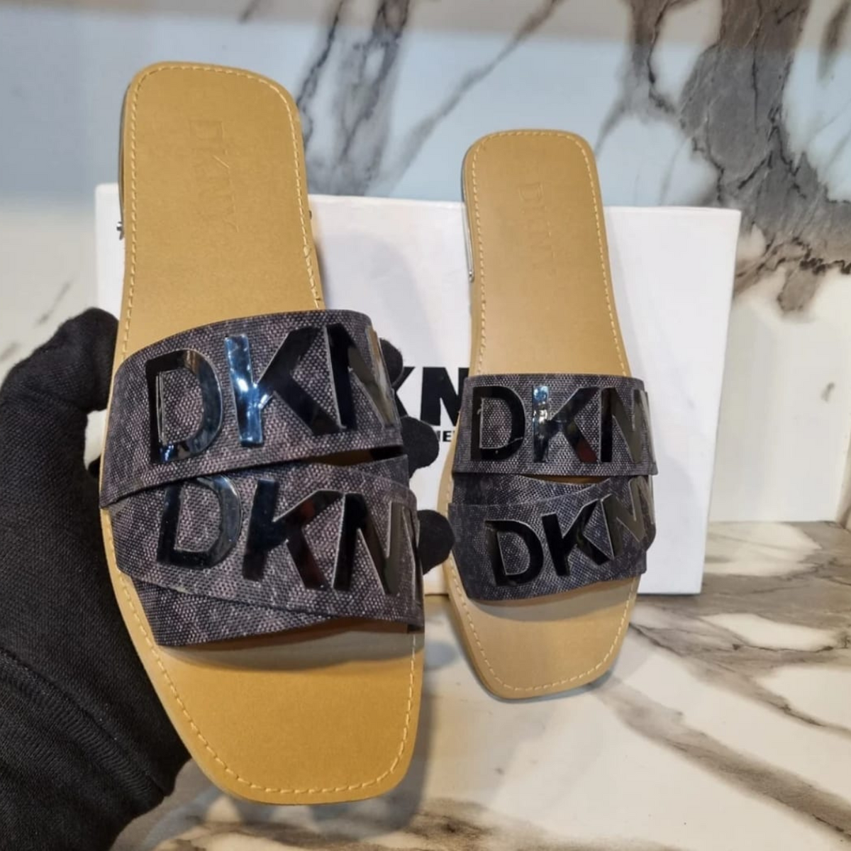 D k n y flats