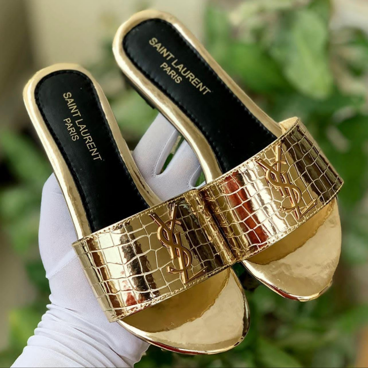 YSL FLATS