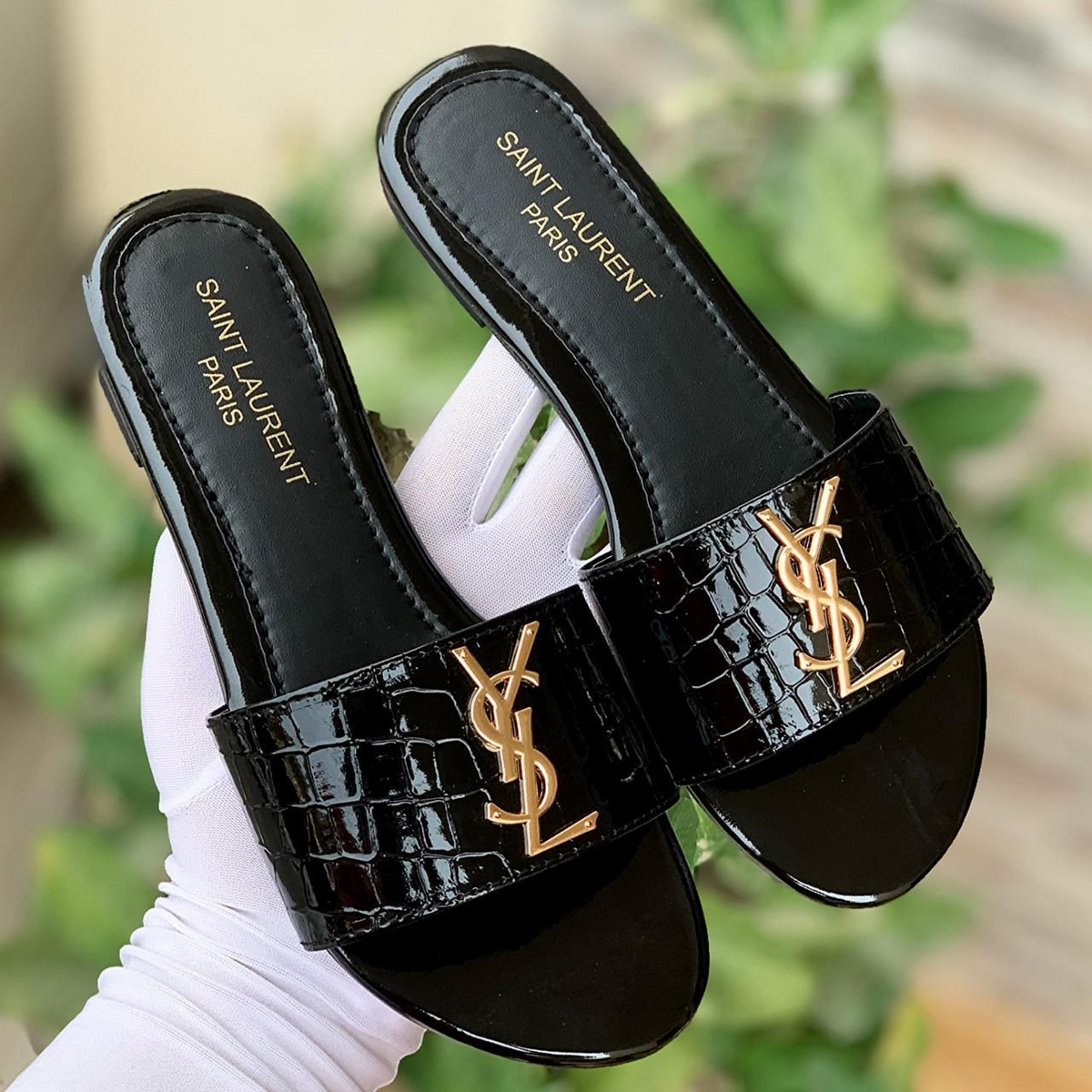YSL FLATS