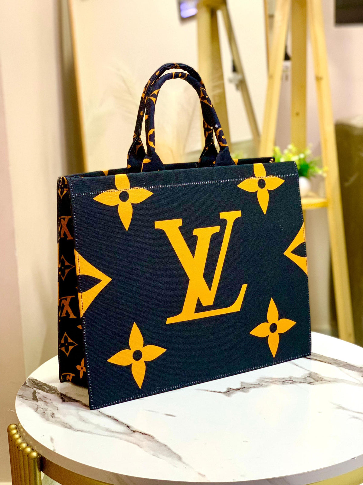 Lv tote bag