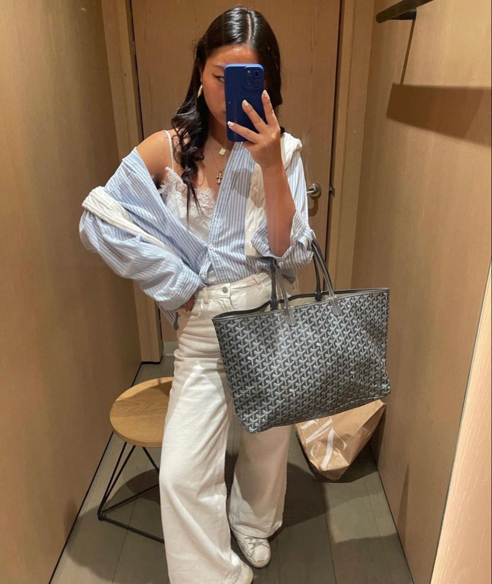 Goyard tote bags